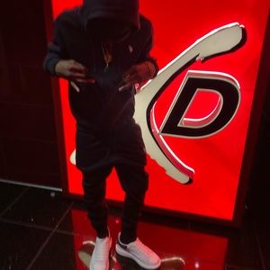 Meet your Posher, Nova